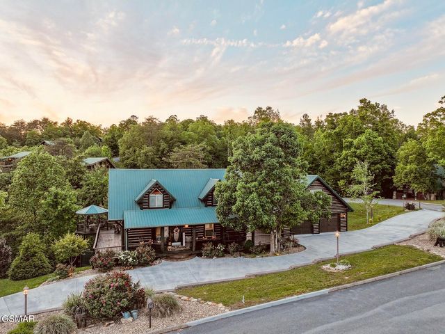 1347 Zachary Thomas Lane, Sevierville, TN 37876