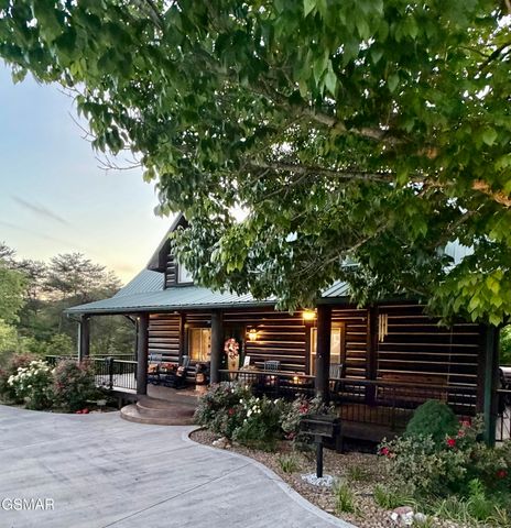 1347 Zachary Thomas Lane, Sevierville, TN 37876
