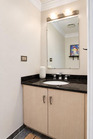 9894 W Oakridge Drive, St. John, IN 46373