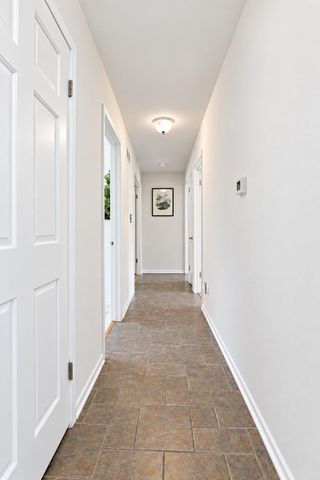 9894 W Oakridge Drive, St. John, IN 46373