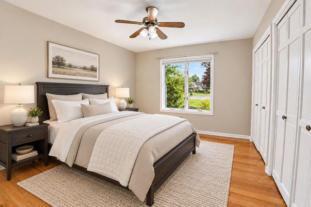 9894 W Oakridge Drive, St. John, IN 46373