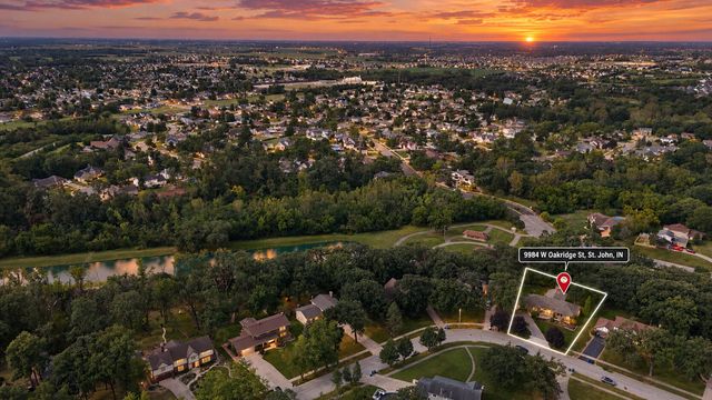 9894 W Oakridge Drive, St. John, IN 46373