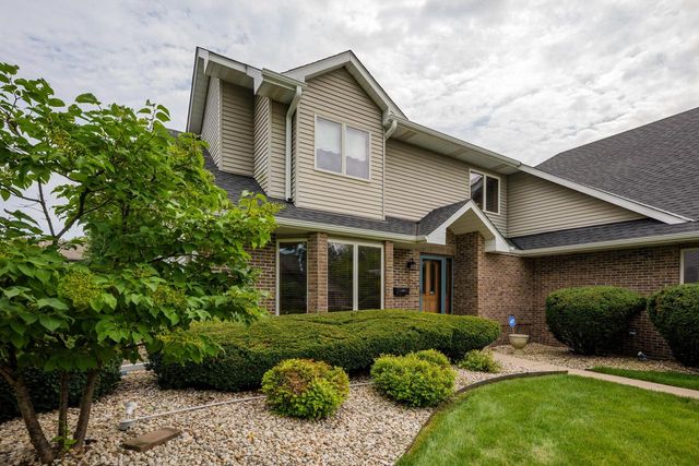 9009 33rd AVENUE, Kenosha, WI 53142