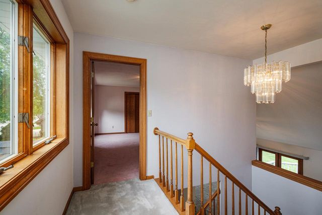 9009 33rd AVENUE, Kenosha, WI 53142