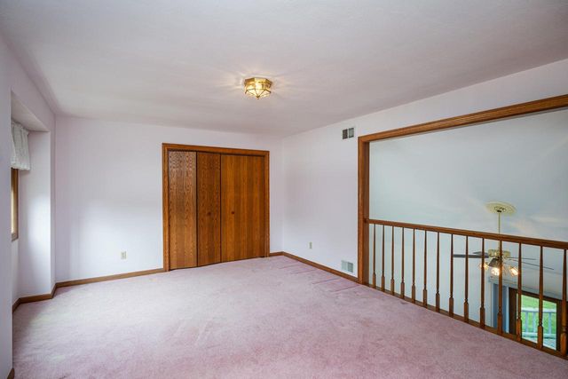9009 33rd AVENUE, Kenosha, WI 53142