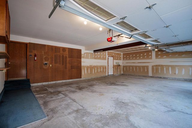 9009 33rd AVENUE, Kenosha, WI 53142