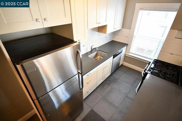 3040 Telegraph Ave 6, Berkeley, CA 94705