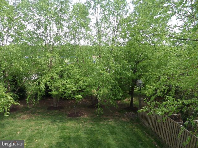 43762 LEES MILL SQ, Leesburg, VA 20176