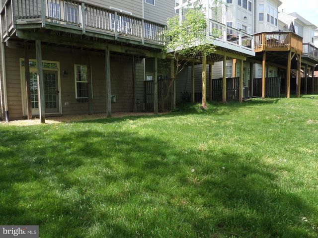 43762 LEES MILL SQ, Leesburg, VA 20176