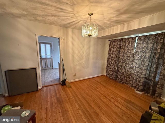 530 OGLETHORPE ST NE, Washington, DC 20011