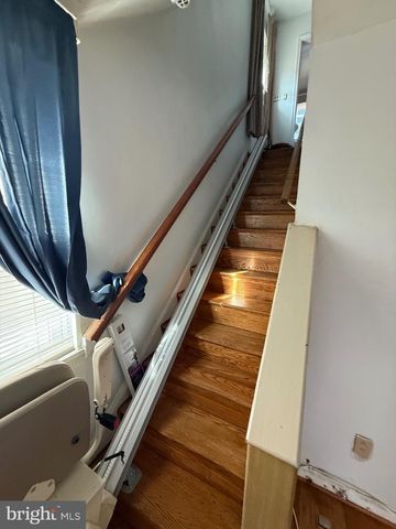 530 OGLETHORPE ST NE, Washington, DC 20011