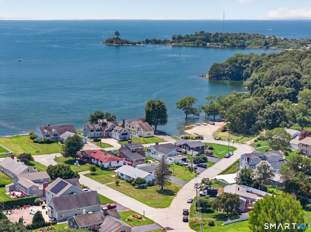 4 Race Rock Road, Waterford, CT 06385