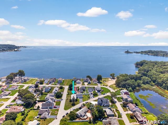 4 Race Rock Road, Waterford, CT 06385