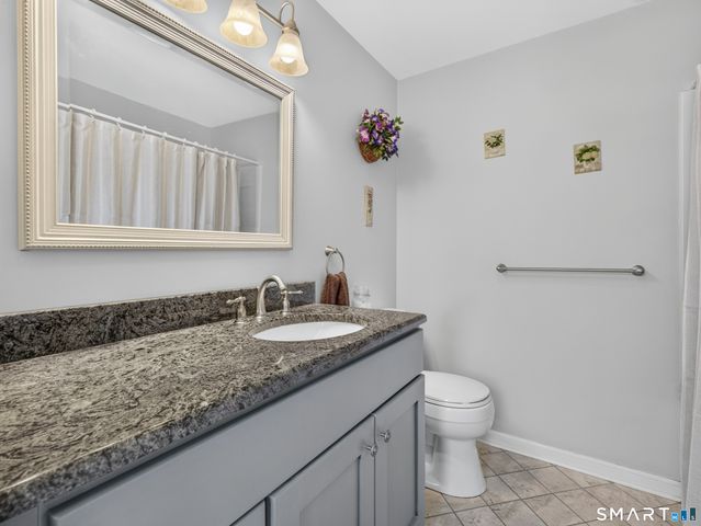 4 Race Rock Road, Waterford, CT 06385