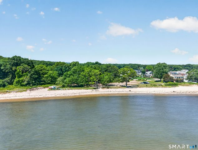 4 Race Rock Road, Waterford, CT 06385