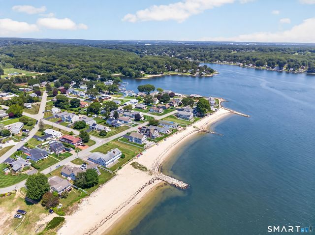 4 Race Rock Road, Waterford, CT 06385