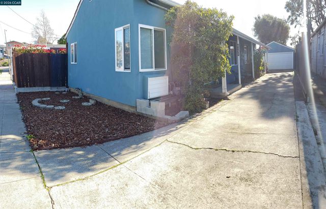 6130 Van Fleet Ave, Richmond, CA 94804