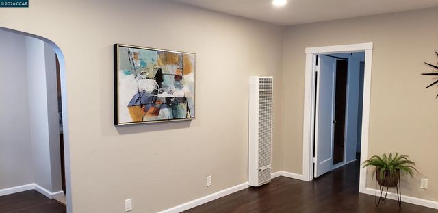 6130 Van Fleet Ave, Richmond, CA 94804