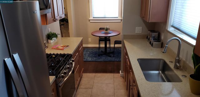 6130 Van Fleet Ave, Richmond, CA 94804