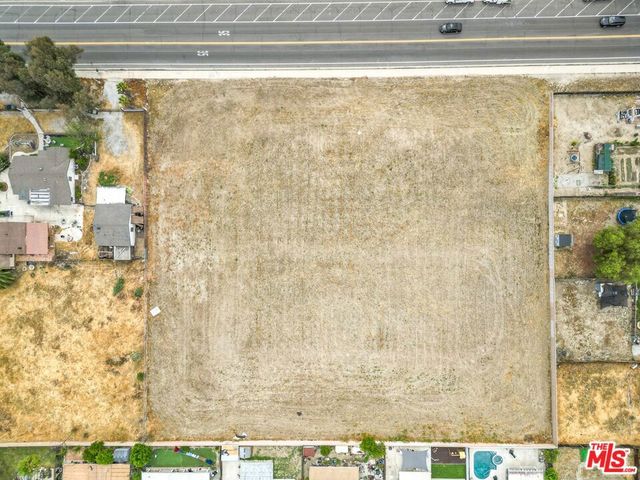 636 Idyllwild Drive, San Jacinto, CA 92583