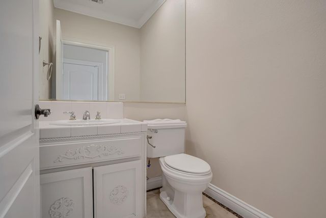 7188 N Stacia Avenue, Fresno, CA 93720