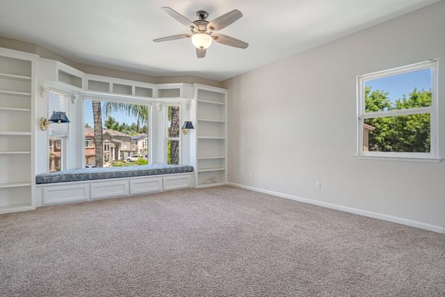 7188 N Stacia Avenue, Fresno, CA 93720