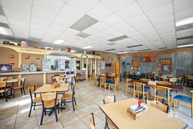 22272 STATE HIGHWAY 59, Robertsdale, AL 36567