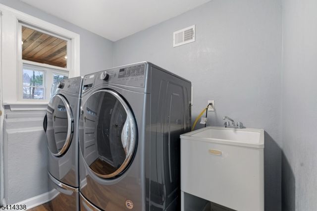 3 Starlight Dr, Morris Twp., NJ 07960