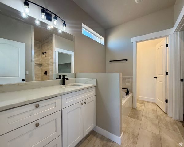 1198 W GRAYHAWK LOOP, Roosevelt, UT 84066