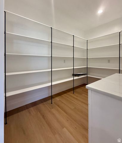 1198 W GRAYHAWK LOOP, Roosevelt, UT 84066