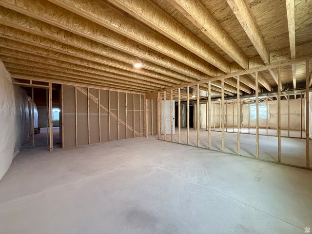 1198 W GRAYHAWK LOOP, Roosevelt, UT 84066