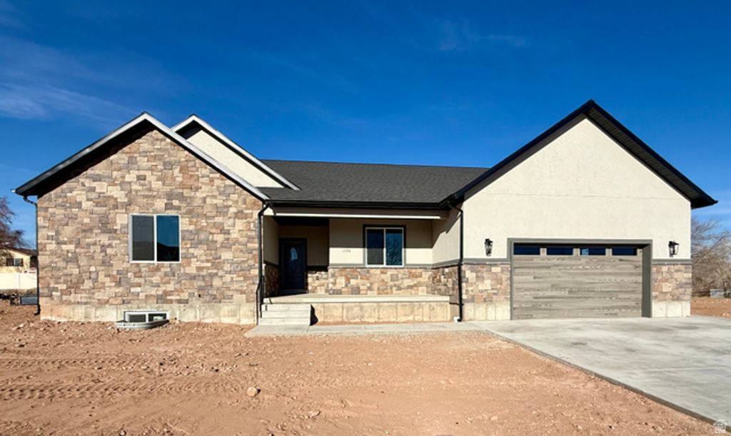 1198 W GRAYHAWK LOOP, Roosevelt, UT 84066