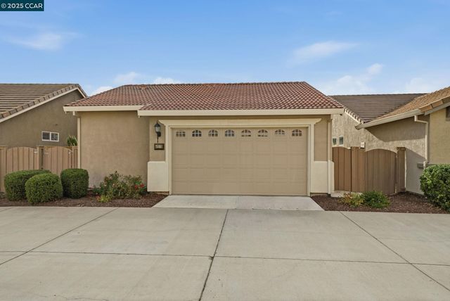 4213 Hovnanian Dr, Sacramento, CA 95834