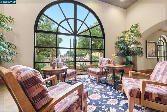 4213 Hovnanian Dr, Sacramento, CA 95834