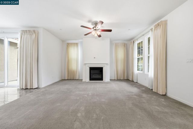 4213 Hovnanian Dr, Sacramento, CA 95834