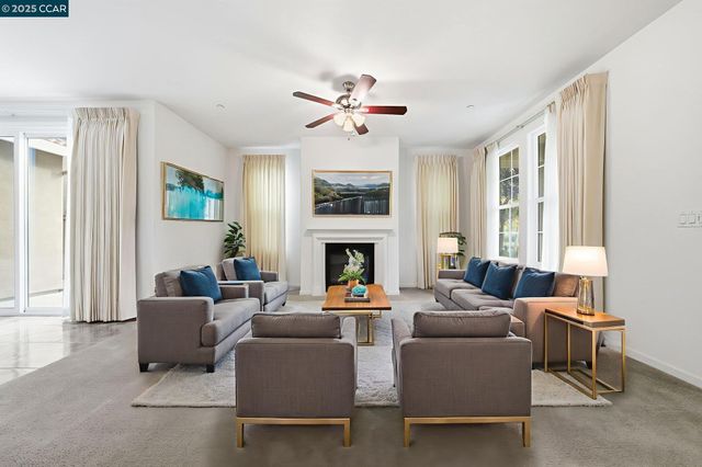 4213 Hovnanian Dr, Sacramento, CA 95834