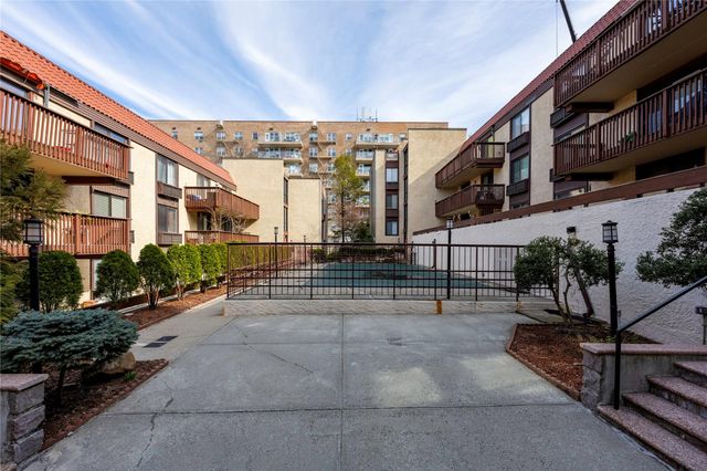 357 N Broadway 2B, Yonkers, NY 10701