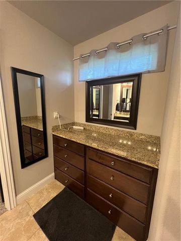 2002 SW Price Avenue, Lowell, AR 72745