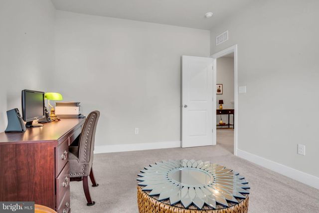 102 GRAND OVERLOOK DR, Gettysburg, PA 17325