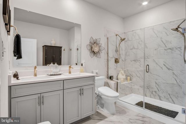 102 GRAND OVERLOOK DR, Gettysburg, PA 17325