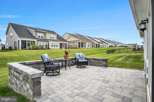 102 GRAND OVERLOOK DR, Gettysburg, PA 17325