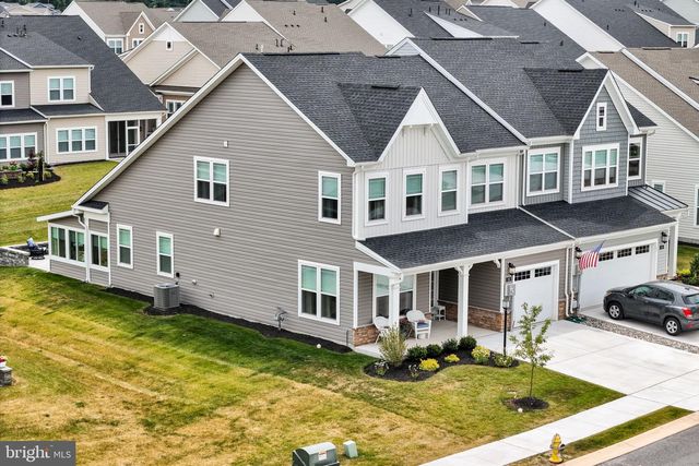 102 GRAND OVERLOOK DR, Gettysburg, PA 17325