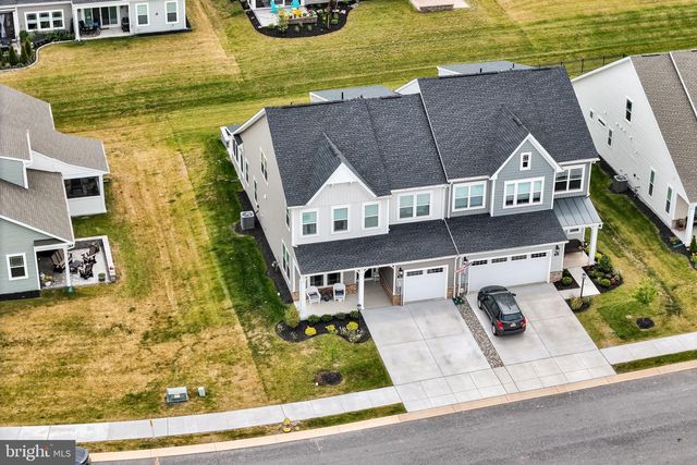 102 GRAND OVERLOOK DR, Gettysburg, PA 17325