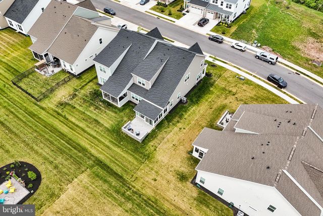 102 GRAND OVERLOOK DR, Gettysburg, PA 17325