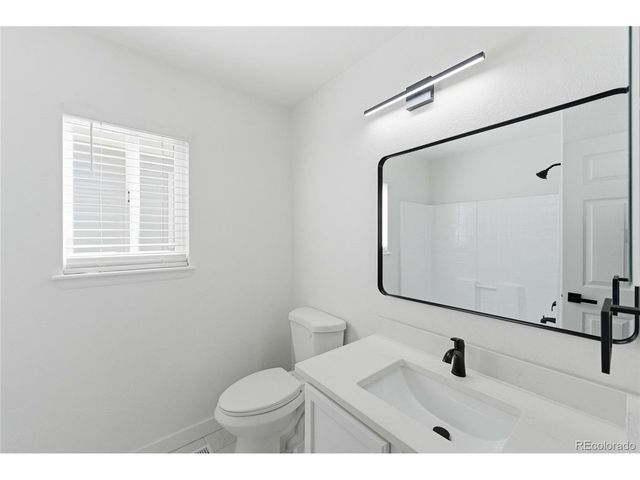 20053 E 40th Ave, Denver, CO 80249