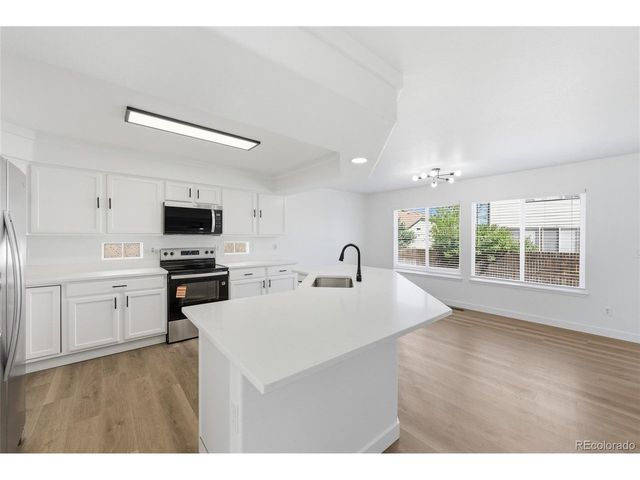 20053 E 40th Ave, Denver, CO 80249