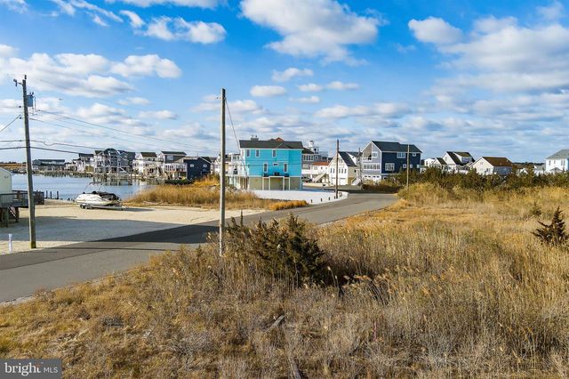 14 PARKER ROAD, Tuckerton, NJ 08087