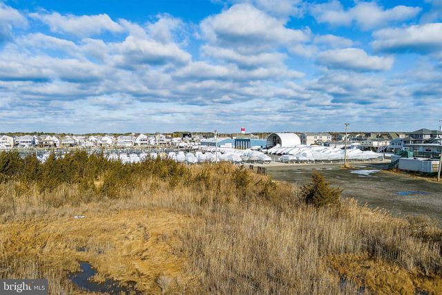 14 PARKER ROAD, Tuckerton, NJ 08087