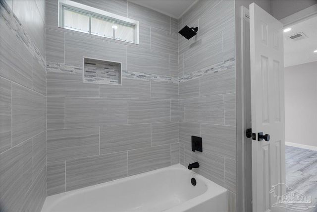 601 Burgess Rd J2, Pensacola, FL 32503