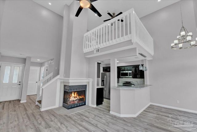 601 Burgess Rd J2, Pensacola, FL 32503